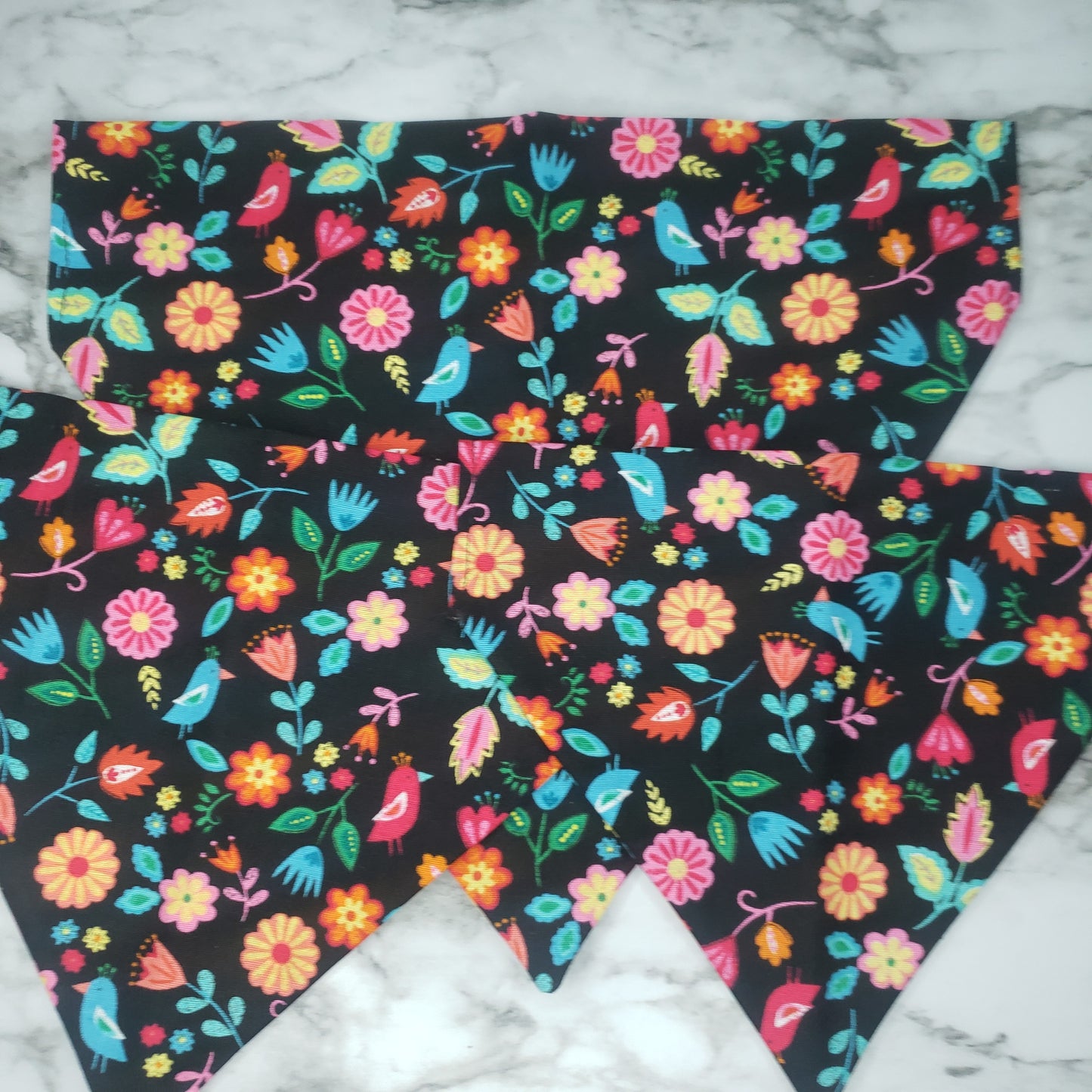 Happy Birds -Over The Collar Bandana