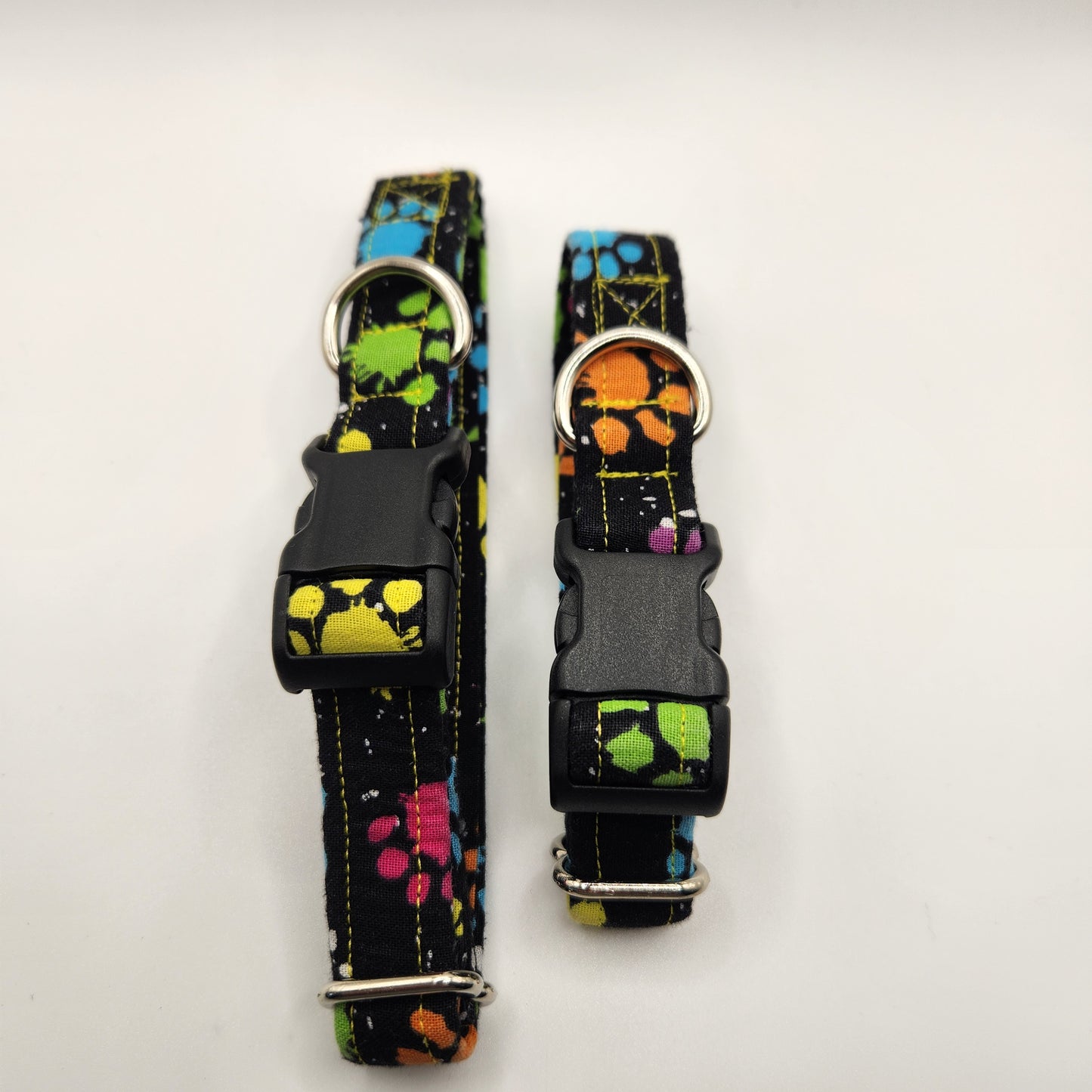 Paw Print Splatters Collar